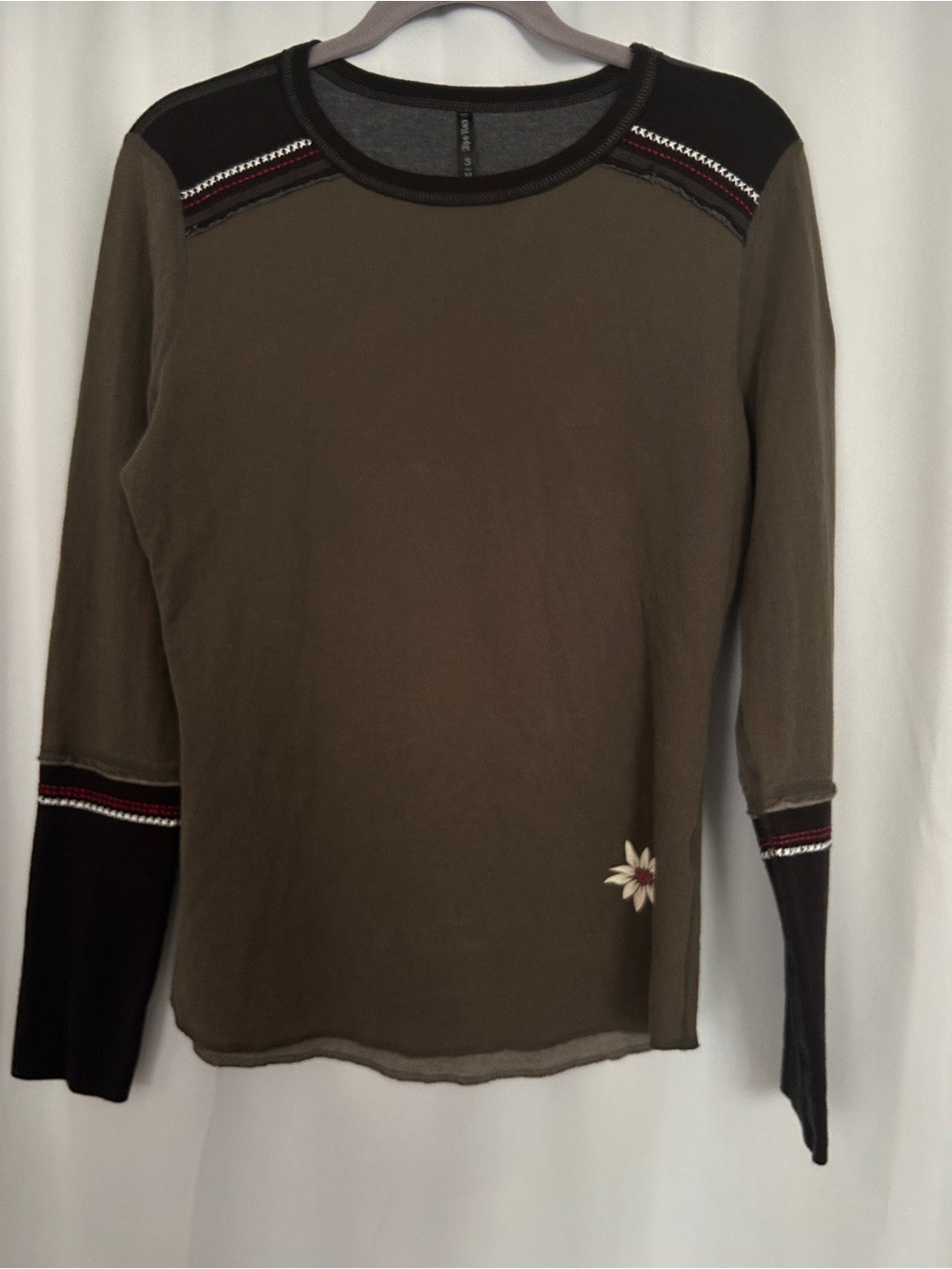 Alp-N-Rock Long Sleeve Tee Olive Green Black Embroidered Small